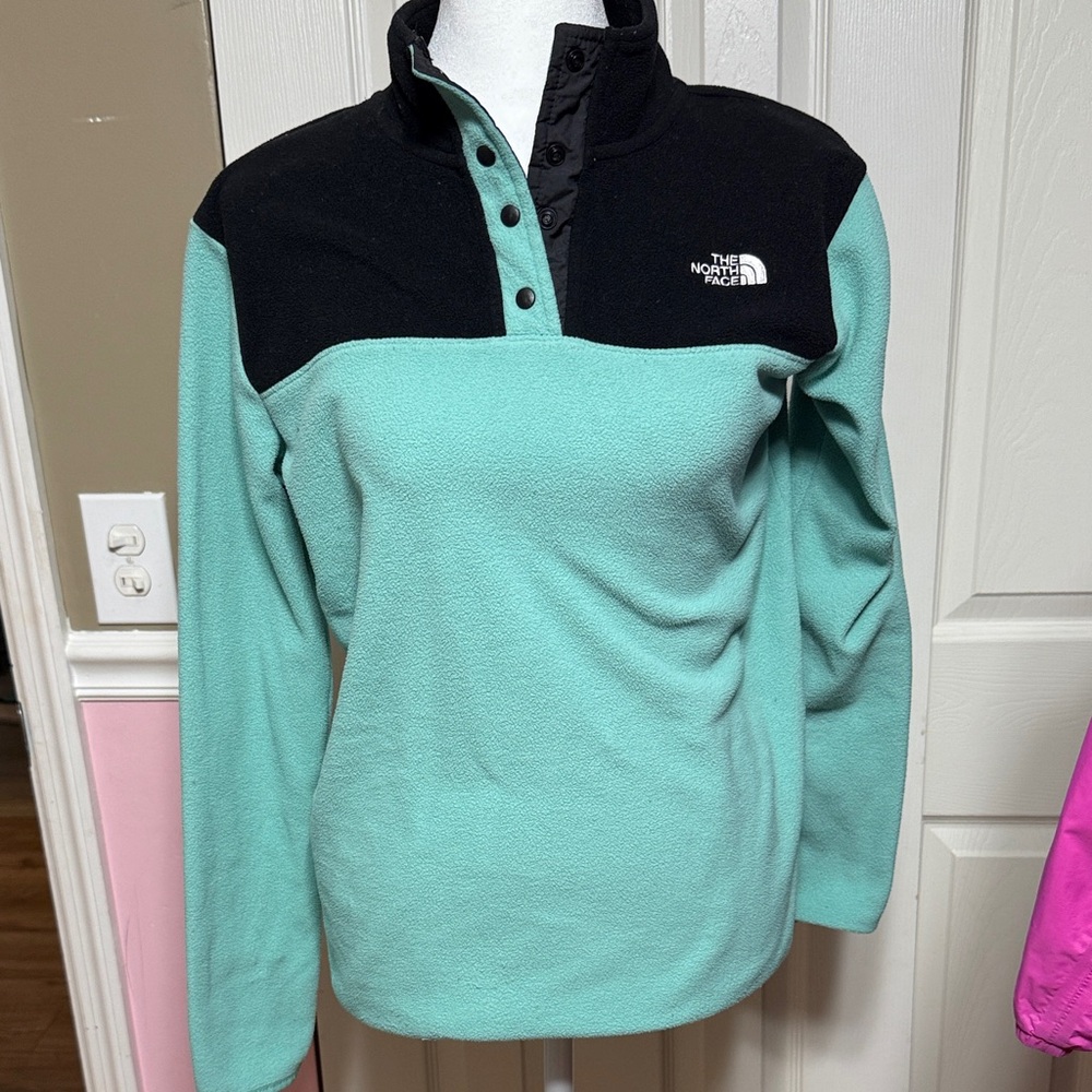The North Face Black and Mint Fleece Pullover